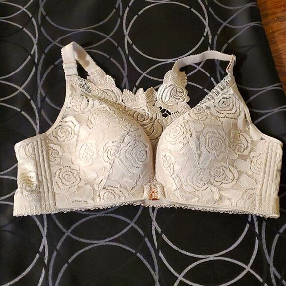 ModaSharp Bra - Picture 1 of 6